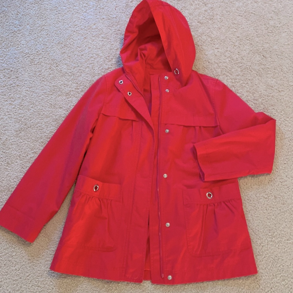LONDON FOG salmon women’s covered zipper; snap front short raincoat with hood